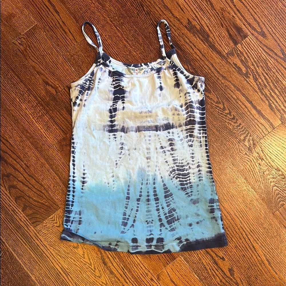 Blue and Cream Tie-Dye Hard Tail Top